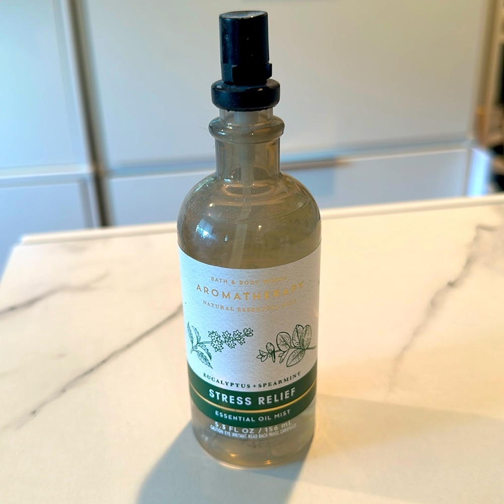 NWT Bath and body works essential oil mist